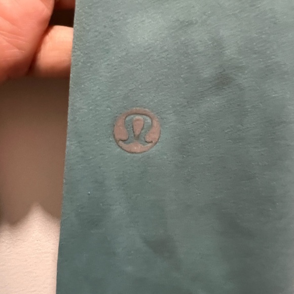 Lululemon fast & Free 7/8 tight II nulux 25” (stock pic is just to show style) - Picture 4 of 11